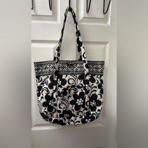 Vera Bradley Tote . 18" × 14 " × 6"